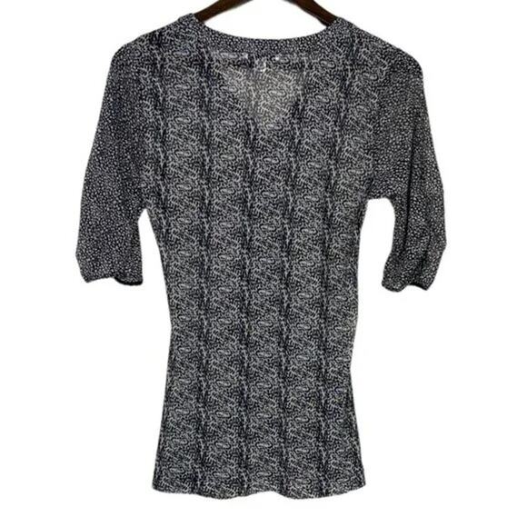 CAbi Leopard Sheer Gathered Placket Ruched Blouse Half Sleeve M Black White - Picture 14 of 15